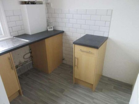 London Road, Westcliff On Sea, SS0 - Photo 4