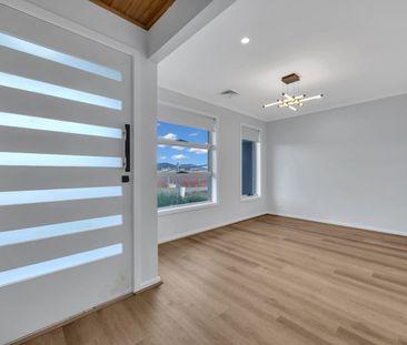 Luxurious 4 Bedroom House For Lease - Photo 3