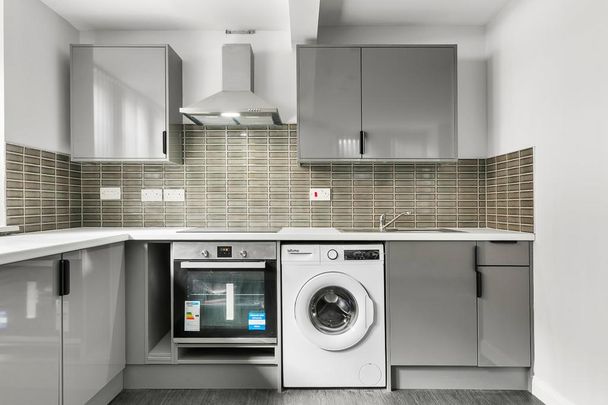 1 bedroom flat to rent - Photo 1