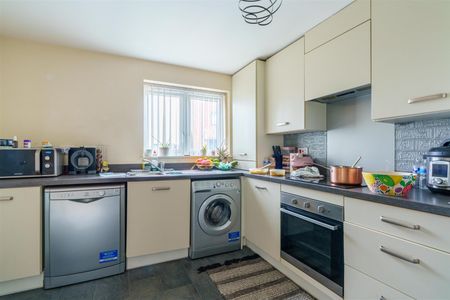 2 bed end of terrace house to rent in Walwick Fell, NE15 - Photo 3
