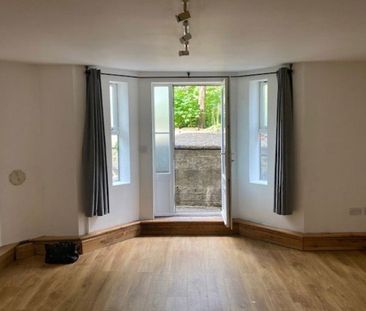 Studio Flat, Berkeley Road, BS7 - Photo 1