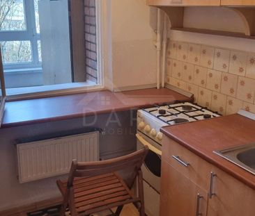 Închiriază Apartament 1 camere 1848 - Photo 2