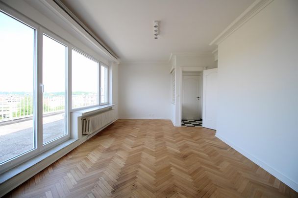 Place du Tomberg, 1200, Woluwe-Saint-Lambert - Photo 1