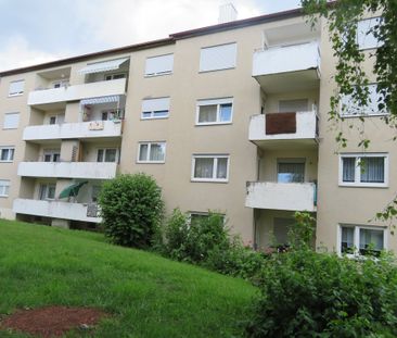 Sonnige 3,5-Zimmerwohnung mit Balkon - Foto 1