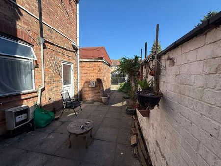 Cranmer Street, NG10 - Photo 3