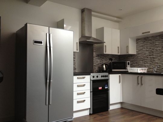 293 Warwards Lane Selly Oak - Photo 1