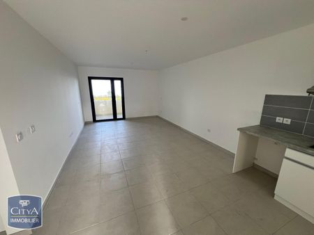 Location Appartement 3 pièces 65m² LE TAMPON 97430 - Photo 3