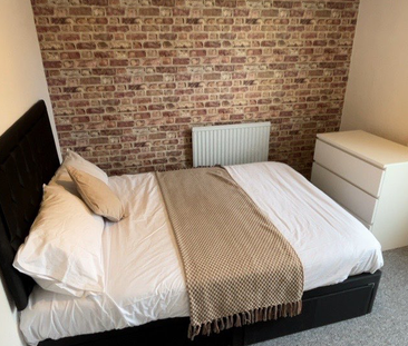 Nailsworth Terrace - Photo 1
