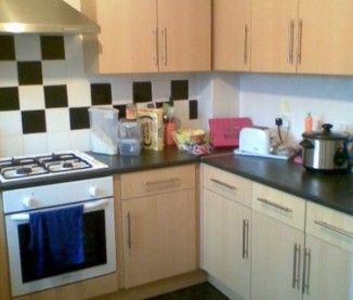 4 Bed House - Stockton - Photo 6