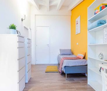 Viale Alfredo Oriani, Bologna, Emilia-Romagna 40137 - Photo 6