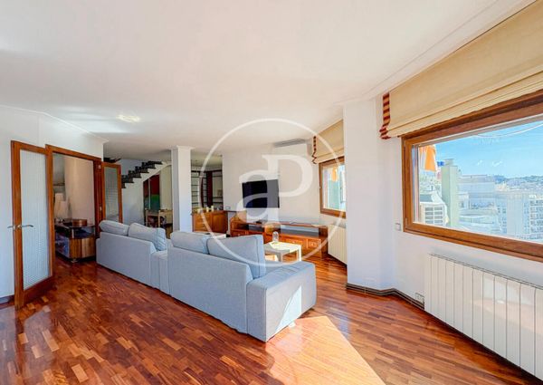 Duplex penthouse for rent in Son Armadams