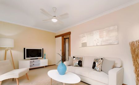 2 Bed, 1 Bath - Photo 2