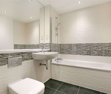 Exceptional One-Bedroom Apartment | Number 1 Bristol | Residents' G... - Photo 6