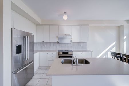 For Lease - 2643 Delphinium Trail, Pickering, Ontario - Photo 4