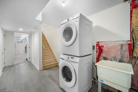 For Lease - 78 Couling Crescent Unit# LOWER, Guelph, Ontario - Photo 3