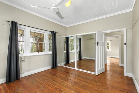 44 Raglan Street, Tamworth - Photo 2