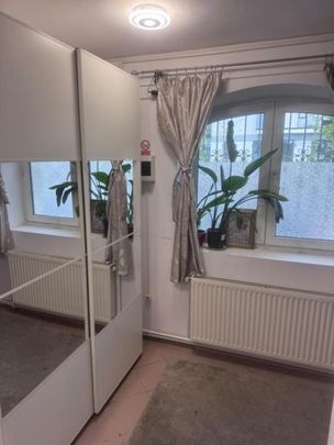 One Cotroceni-Vila | 7 camere | 200mp | P+1+M | 2900 euro - Fotografie 1