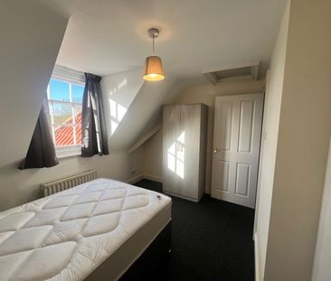 2 Bed Flat, Hotwells, BS8 - Photo 5