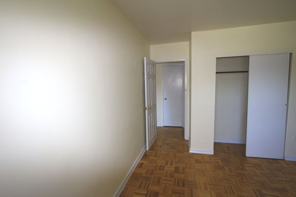 Lu Ray Apartments - Photo 1