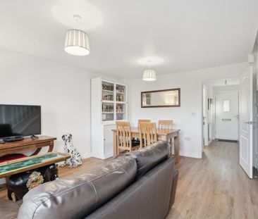 2 bedroom semi-detached house to rent - Photo 2