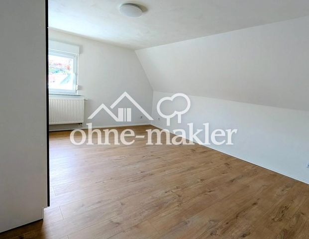 Gemütliche, vollständig renovierte DG-Wohnung in Kaiserslautern-Hohenecken zu vermieten - Foto 1