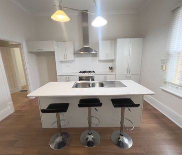 Family Home in Tranquil Setting - Photo 6