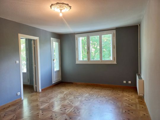 Location Appartement 3 pièces 61m² VICHY 03200 - Photo 1