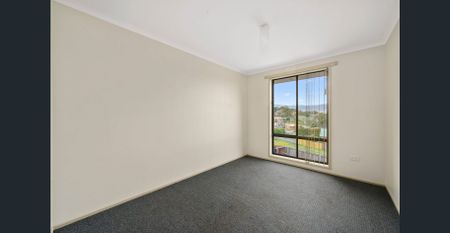 Spacious Family Home - Photo 4