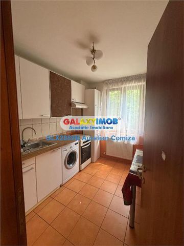 Apartament 3 camere Bulevardul Marasesti - Fotografie 5