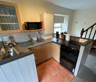 1 bedroom end of terrace house to rent - Photo 2