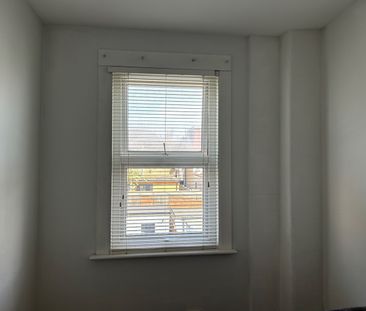 Room in a Shared House, Castleton Road, IG3 - Photo 6