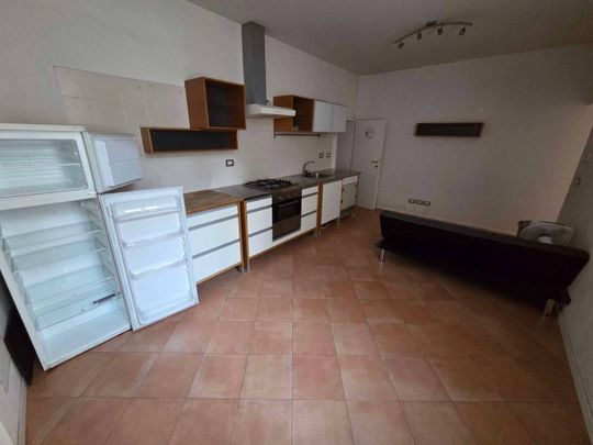 Trilocale via de' Castagnoli 4, Centro Storico, Bologna - Foto 1