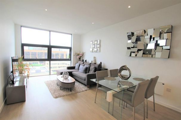 2 bedroom property to rent - Photo 1