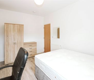 Edward Road, - Photo 1