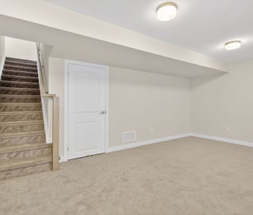 For Lease - 536 Promontory Place, Barrhaven, Ontario - Photo 4