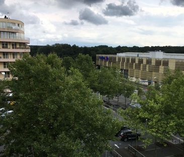 Appartement te huur in Genk voor € 950 met 3 slaapkamers - Photo 1