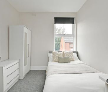 4 bedroom terraced house to rent - Photo 6