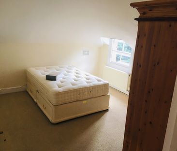 2 Bed Flat, Brondesbury Road, NW6 - Photo 6