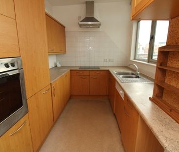 £1,200 - To Let - Photo 6