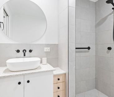 For Rent, Fully Furnished, 6 Month Lease Only - Photo 6