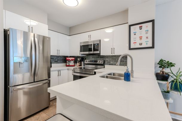 For Lease - 750 Bay Street Unit# 706, Toronto, Ontario - Photo 1