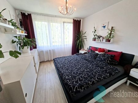 Pronájem bytu 3+1 66 m² - Photo 2