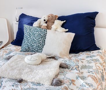 Family-friendly semi-detached house with garden - Photo 6