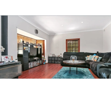 Spacious 3-Bedroom Home for Rent in a Peaceful Elizabeth Park Location - Photo 1