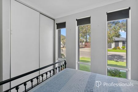 MODERN LIVING IN THE POPULAR MOVIDA ESTATE - Photo 5