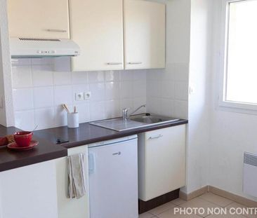 location Appartement T2 DE 45.34m² À VINASSAN - Photo 6