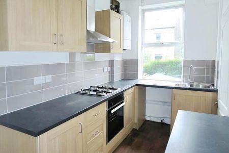 2 bedroom terraced house to rent - Photo 4