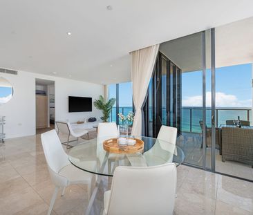 Furnished Beachside Penthouse with Private Rooftop & Spa - Photo 2