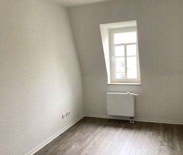 Schöne günstig geschnittene 3-Zimmer-Wohnung wartet noch dieses Jah... - Foto 1