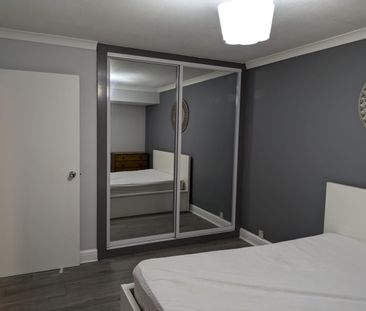 1 Bed Flat, Kingfisher Place, RG1 - Photo 5